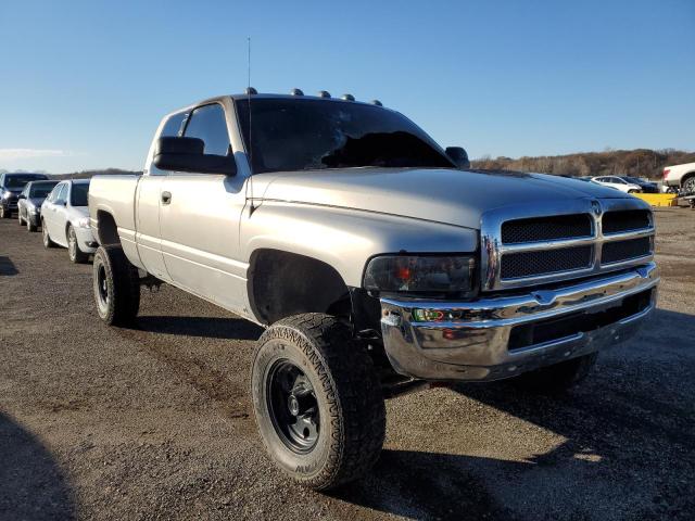DODGE RAM 1500 2000 with VIN 1B7HF13Z2YJ115142 - Photo from auction