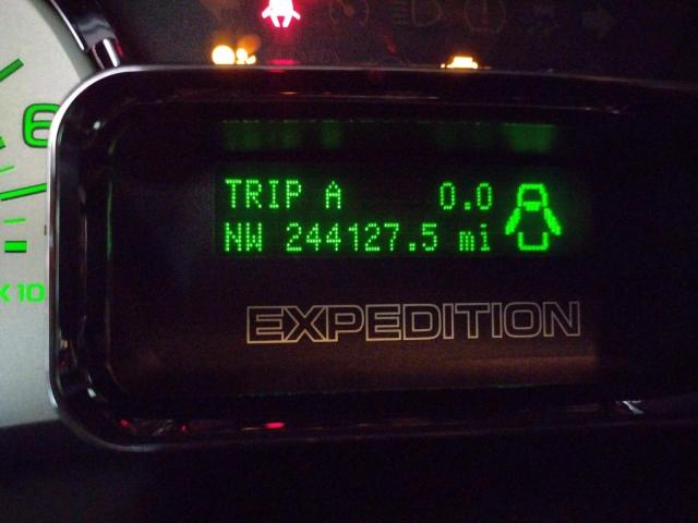 Photo 8 from auction – 2010 FORD EXPEDITION with VIN 1FMJK2A57AEA00937