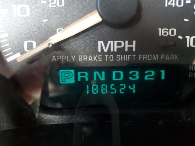 Photo 8 from auction – 2002 CHEVROLET SILVERADO with VIN 2GCEC19TX21237814