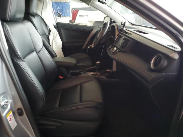 Photo 5 from auction – 2017 TOYOTA RAV4 LIMIT with VIN 2T3DFREV3HW566430