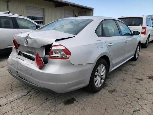 Photo 4 from auction – 2012 VOLKSWAGEN PASSAT S with VIN 1VWAH7A39CC096872