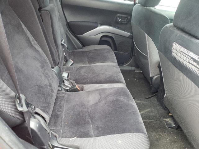 Photo 6 from auction – 2010 MITSUBISHI OUTLANDER with VIN JA4AS2AW0AZ009401