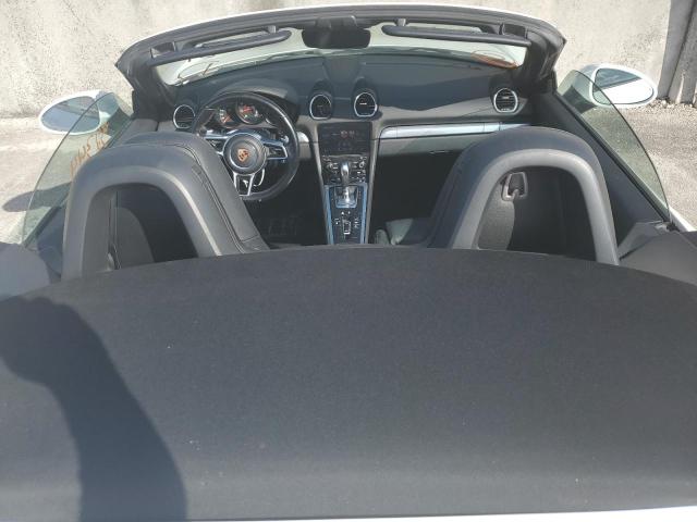 Photo 6 from auction – 2019 PORSCHE BOXSTER BA with VIN WP0CA2A86KS210278