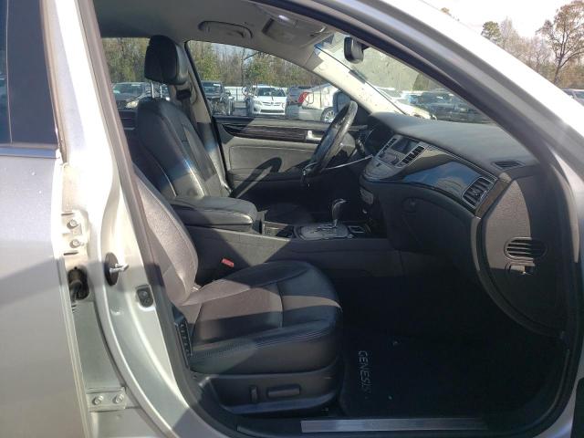 Photo 5 from auction – 2013 HYUNDAI GENESIS 3. with VIN KMHGC4DD9DU240944
