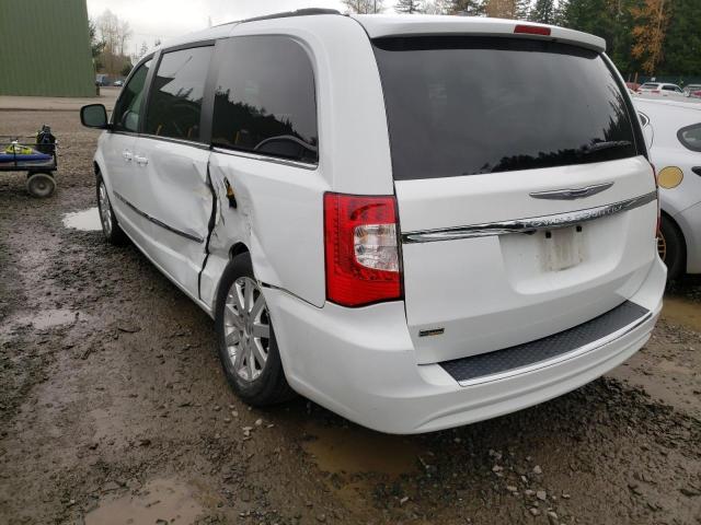 Photo 3 from auction – 2016 CHRYSLER TOWN & COU with VIN 2C4RC1BG7GR230200