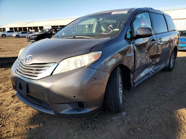 Photo 2 from auction – 2011 TOYOTA SIENNA XLE with VIN 5TDYK3DC6BS001527