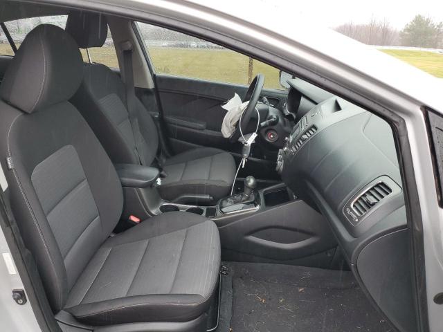 Photo 5 from auction – 2017 KIA FORTE LX with VIN 3KPFL4A74HE111349