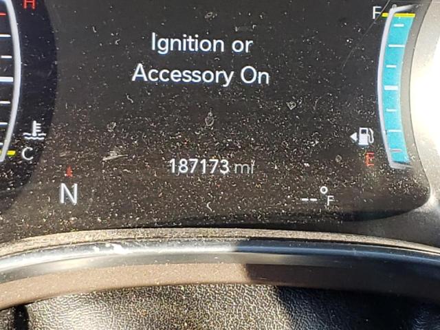 Photo 8 from auction – 2017 CHRYSLER PACIFICA T with VIN 2C4RC1EG6HR839825