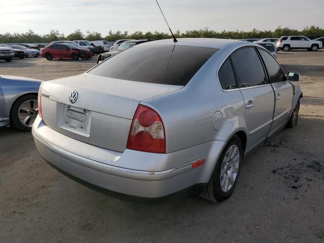 Photo 4 from auction – 2002 VOLKSWAGEN PASSAT GLS with VIN WVWPD63B22P363512