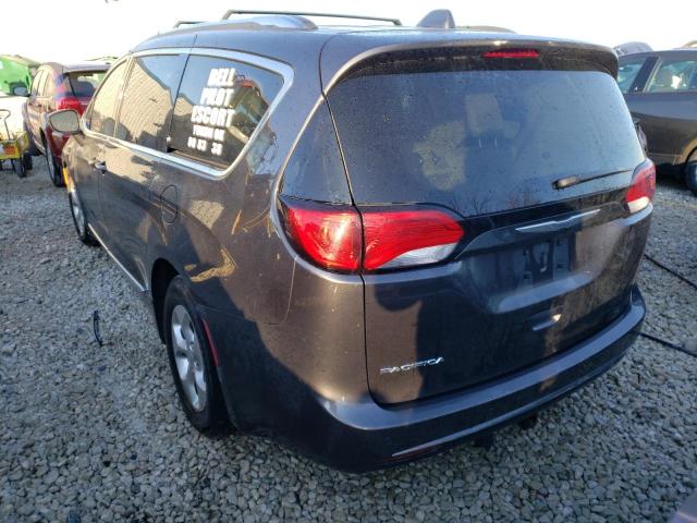 Photo 3 from auction – 2017 CHRYSLER PACIFICA T with VIN 2C4RC1EG6HR839825
