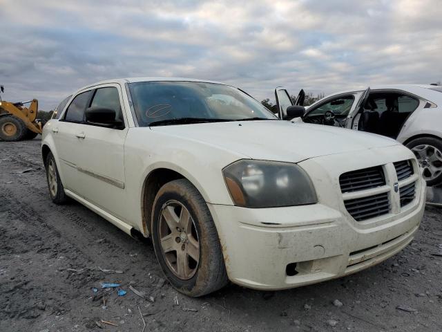 DODGE MAGNUM SXT 2005 مع رقم تعريف المركبة 2D4FV48VX5H182783 - صورة من المزاد