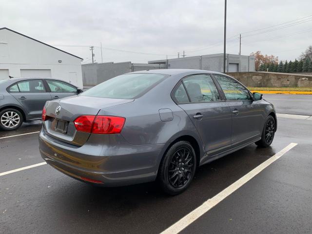 Photo 4 from auction – 2013 VOLKSWAGEN JETTA BASE with VIN 3VW1K7AJ4DM222829