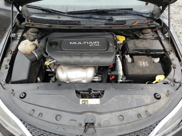 Photo 7 from auction – 2015 CHRYSLER 200 LIMITE with VIN 1C3CCCAB3FN725310