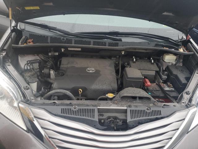 Photo 7 from auction – 2015 TOYOTA SIENNA XLE with VIN 5TDYK3DC7FS575625