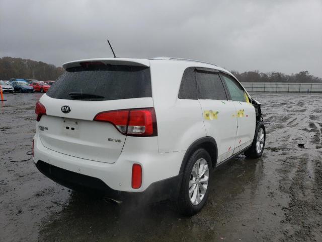 Photo 4 from auction – 2015 KIA SORENTO EX with VIN 5XYKU4A70FG643483