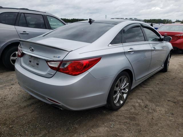Photo 4 from auction – 2012 HYUNDAI SONATA SE with VIN 5NPEC4AB8CH450426