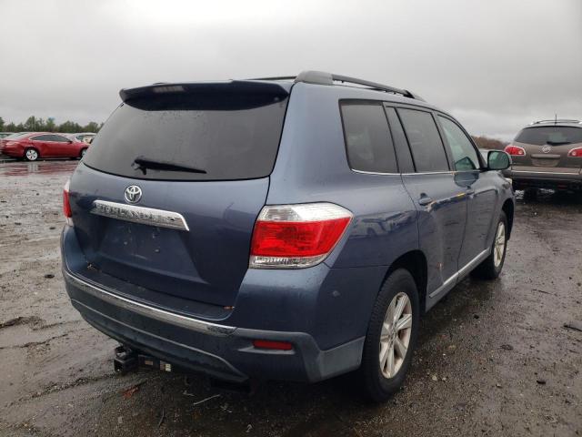 Photo 4 from auction – 2011 TOYOTA HIGHLANDER with VIN 5TDZK3EH2BS042770