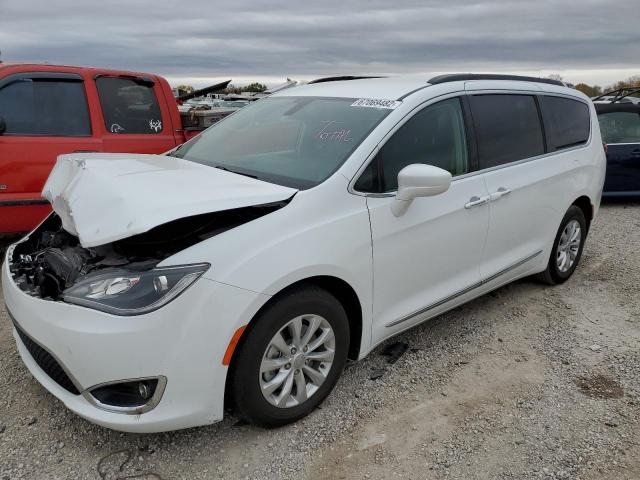 Photo 2 from auction – 2017 CHRYSLER PACIFICA T with VIN 2C4RC1BG2HR811671