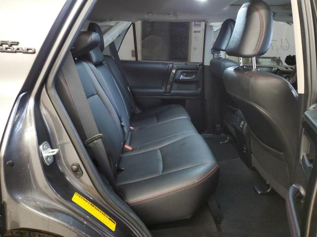 Photo 6 from auction – 2019 TOYOTA 4RUNNER SR with VIN JTEBU5JR5K5714456