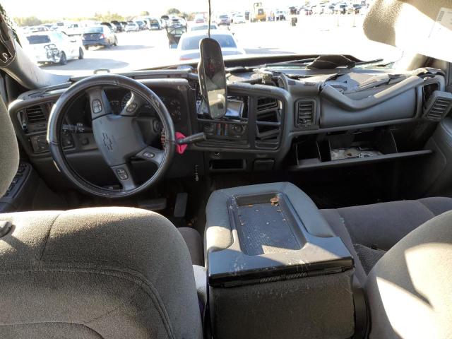 Photo 8 from auction – 2005 CHEVROLET SILVERADO with VIN 1GCHC23215F890063