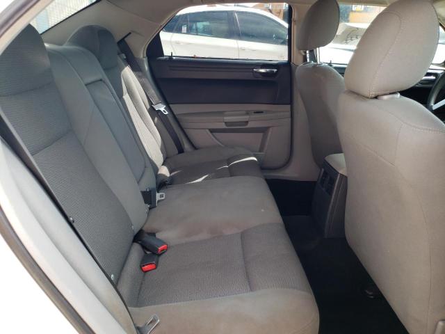 Photo 6 from auction – 2006 CHRYSLER 300 with VIN 2C3KA43R96H216543
