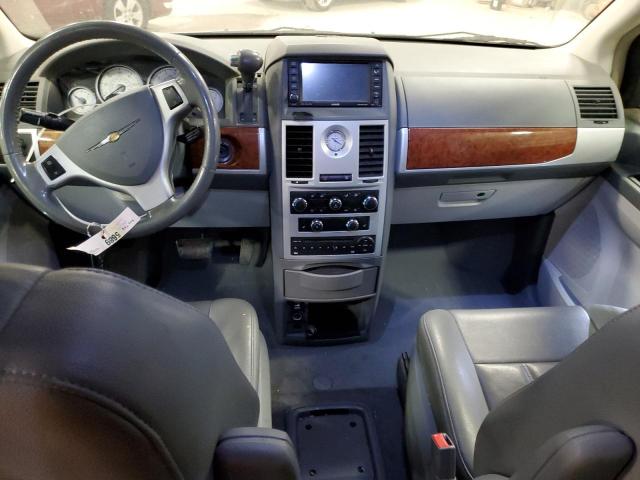 Photo 8 from auction – 2008 CHRYSLER TOWN & COU with VIN 2A8HR54P78R701979