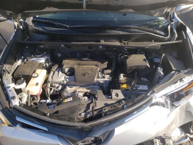 Photo 7 from auction – 2018 TOYOTA RAV4 LIMIT with VIN JTMDFREV3JJ251874