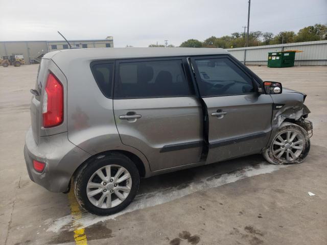 Photo 3 from auction – 2013 KIA SOUL with VIN KNDJT2A50D7619700