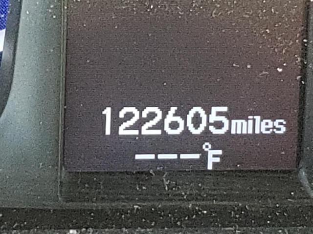 Photo 8 from auction – 2011 HONDA INSIGHT EX with VIN JHMZE2H71BS011133