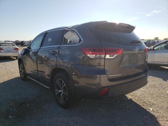 Photo 3 from auction – 2017 TOYOTA HIGHLANDER with VIN 5TDZARFH5HS027211