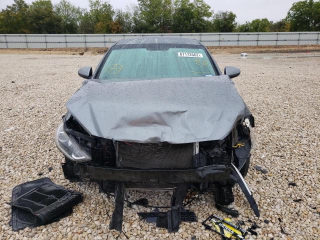 Photo 5 from auction – 2017 HYUNDAI ELANTRA SE with VIN KMHD74LF3HU081306