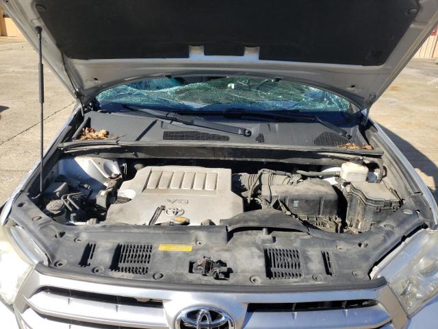 Photo 11 from auction – 2011 TOYOTA HIGHLANDER with VIN 5TDBK3EH1BS054099