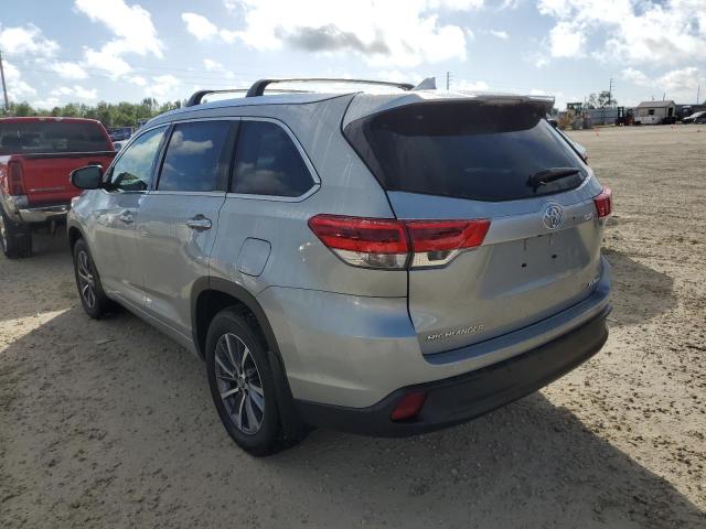 Zdjęcie 3 z aukcji – 2018 TOYOTA HIGHLANDER z VIN 5TDJZRFH6JS485707