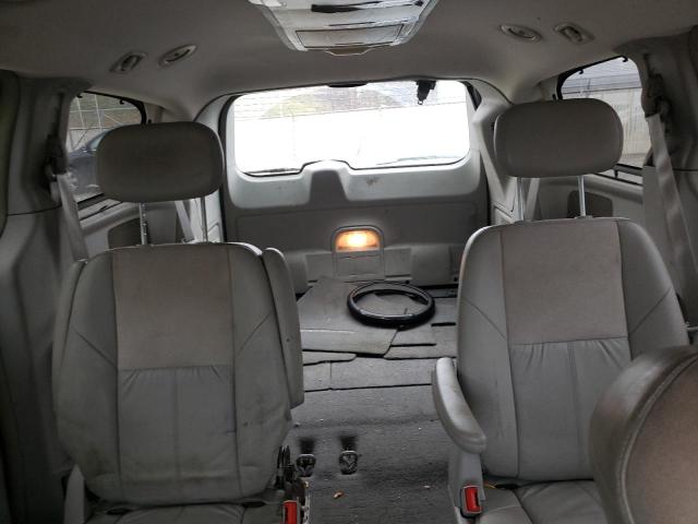 Photo 10 from auction – 2008 CHRYSLER TOWN & COU with VIN 2A8HR64X48R739935