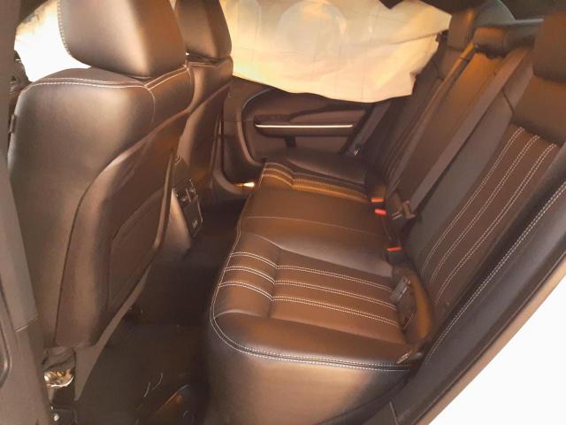 Photo 6 from auction – 2022 CHRYSLER 300 S with VIN 2C3CCABT0NH199124