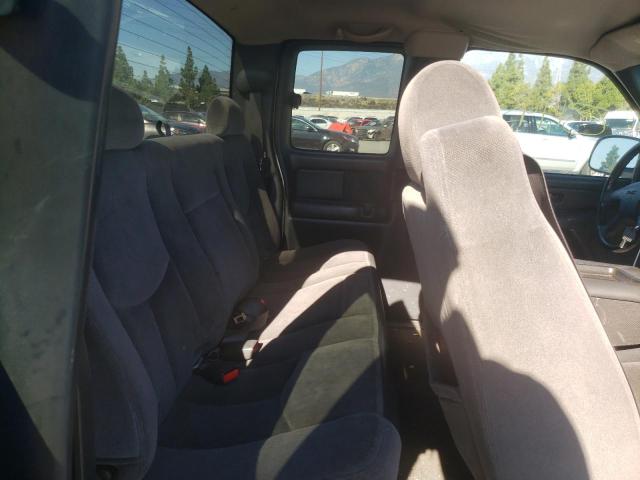 Photo 6 from auction – 2005 GMC NEW SIERRA with VIN 2GTEC19T751145550