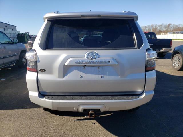 Photo 6 from auction – 2015 TOYOTA 4RUNNER SR with VIN JTEBU5JR1F5244951