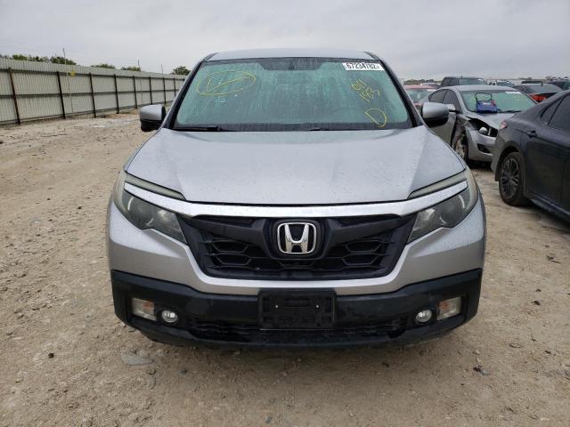 Photo 5 from auction – 2017 HONDA RIDGELINE with VIN 5FPYK2F69HB011183