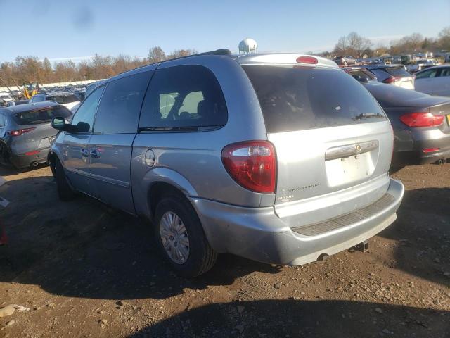 Photo 2 from auction – 2005 CHRYSLER TOWN & COU with VIN 2C8GP44R05R542236