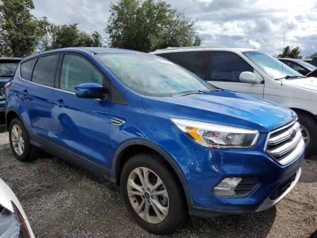 FORD ESCAPE SE 2017 with VIN 1FMCU0GD4HUE02128 - Photo from auction