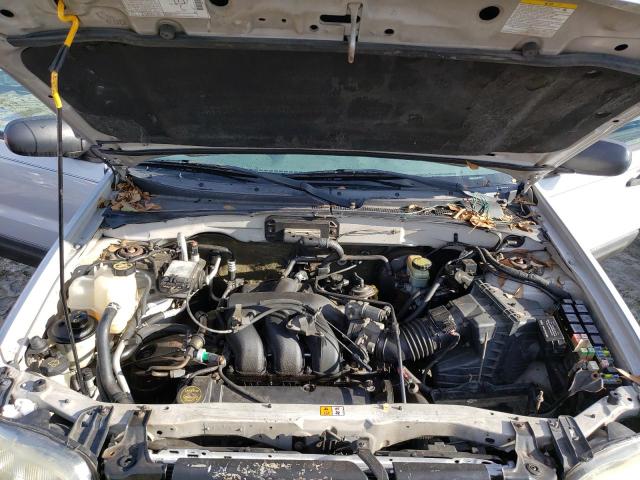 Photo 12 from auction – 2002 FORD ESCAPE XLT with VIN 1FMYU04102KC47564
