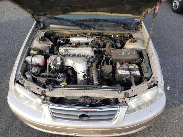Photo 7 from auction – 2001 TOYOTA CAMRY CE with VIN JT2BG22KX10532235