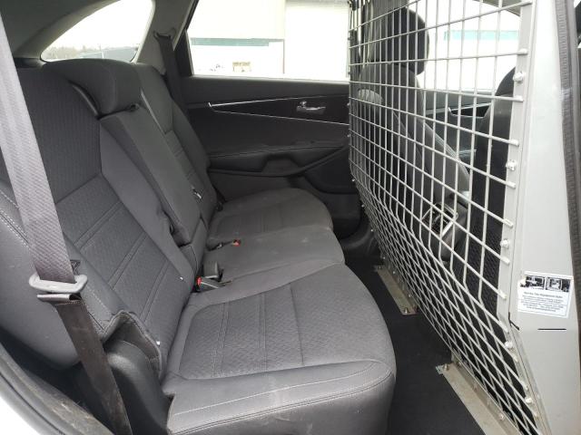 Photo 6 from auction – 2017 KIA SORENTO LX with VIN 5XYPGDA3XHG282471