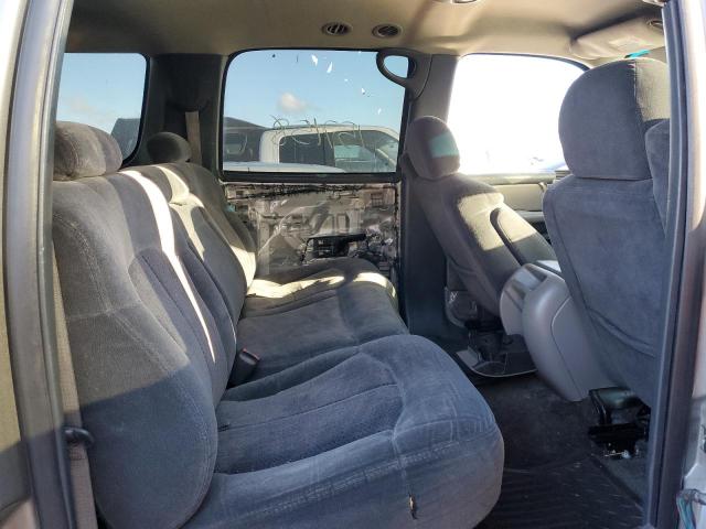 Photo 6 from auction – 2002 CHEVROLET SUBURBAN K with VIN 1GNFK16Z82J247447