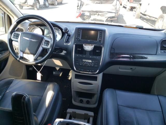 Photo 8 from auction – 2011 CHRYSLER TOWN & COU with VIN 2A4RR8DG0BR630266
