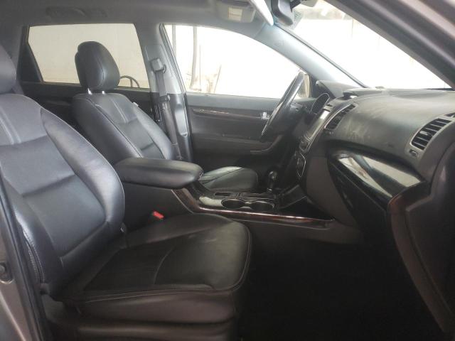 Photo 5 from auction – 2014 KIA SORENTO EX with VIN 5XYKU4A79EG431373