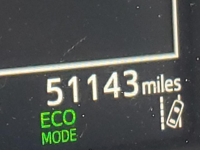 Photo 8 from auction – 2018 TOYOTA RAV4 LIMIT with VIN JTMDFREV3JJ251874