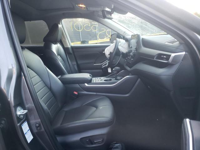 Photo 5 from auction – 2022 TOYOTA HIGHLANDER with VIN 5TDGZRBH2NS567844