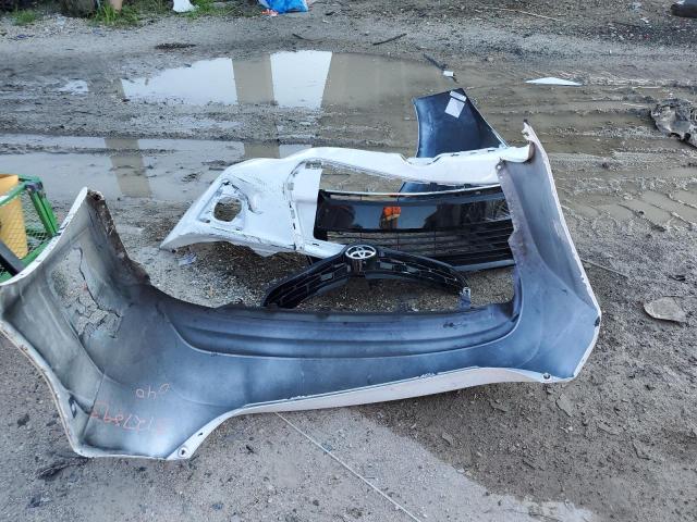 Photo 12 from auction – 2015 TOYOTA COROLLA L with VIN 2T1BURHE7FC468310