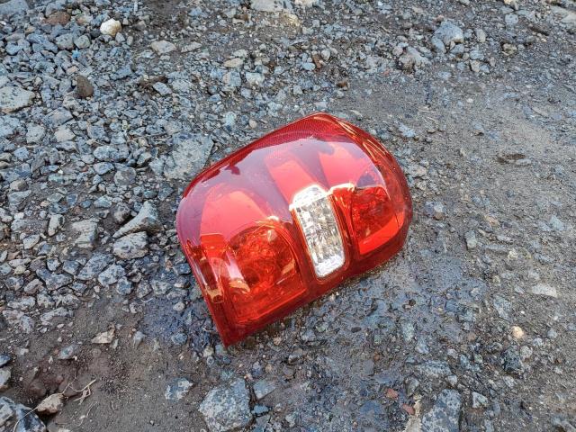 Photo 12 from auction – 2005 TOYOTA RAV4 with VIN JTEHD20V450042821